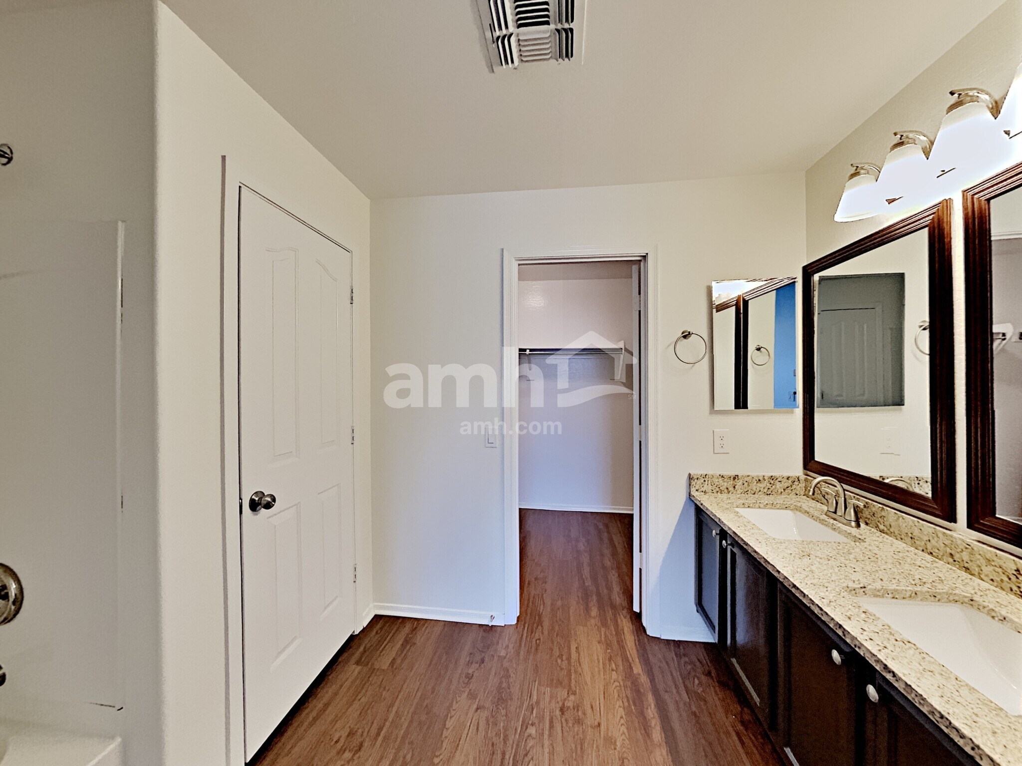 Building Photo - 7923 W Payson Rd