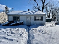 Building Photo - 909 W Donaldson Ave