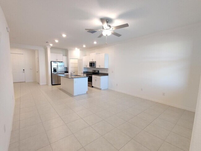 Building Photo - 31873 Blue Passing Loop