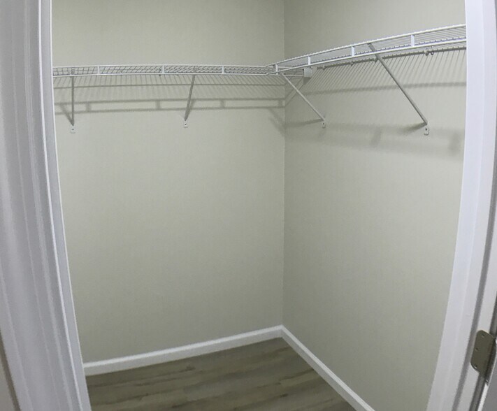 Master has large walk-in closet - 3027 Abby Way