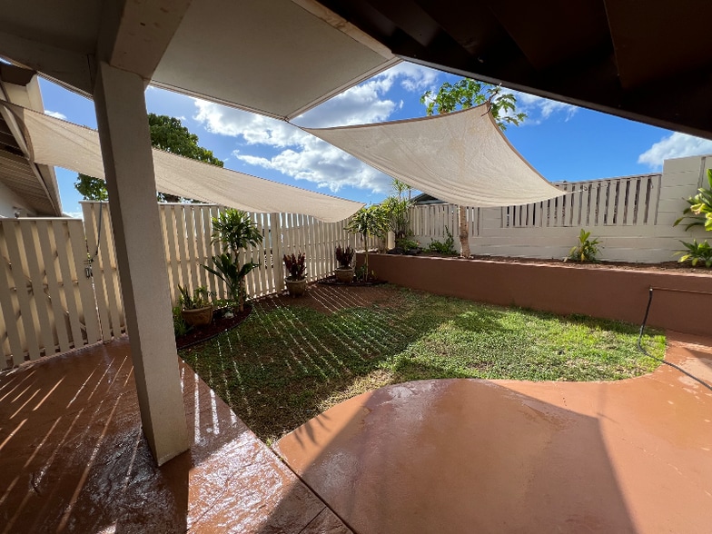 Building Photo - 830 Liloa St