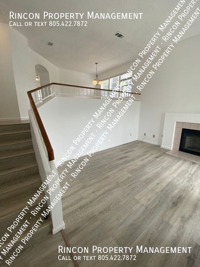 Building Photo - 943 Goodman St