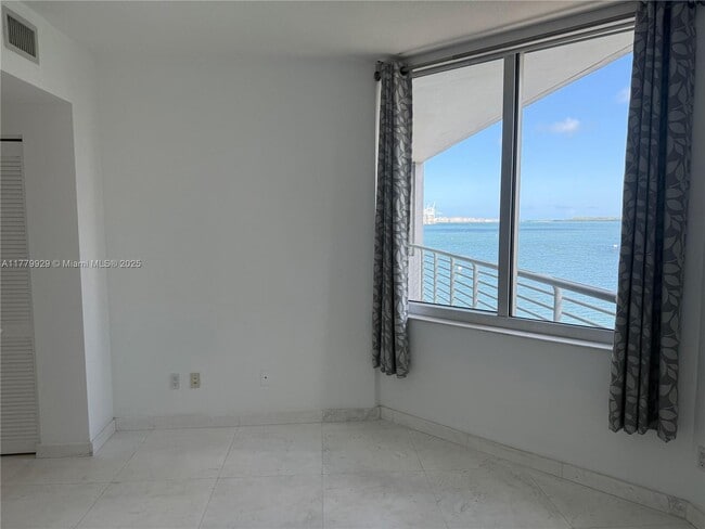 Building Photo - 325 S Biscayne Blvd