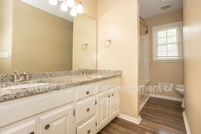Building Photo - 2443 Doubletree Dr NW
