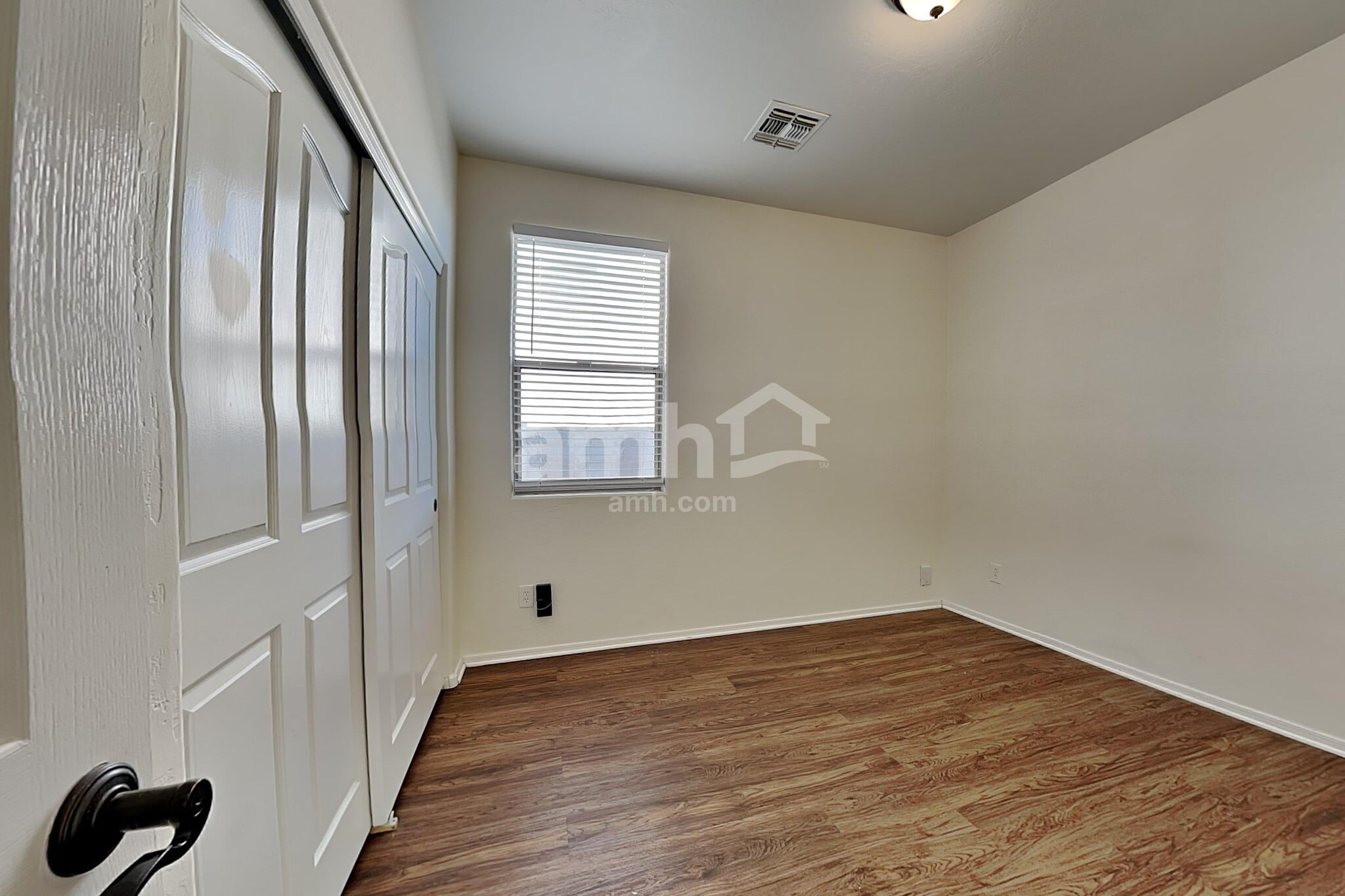 Building Photo - 17578 W Ironwood St