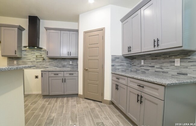 Building Photo - 222 E Lindbergh Blvd
