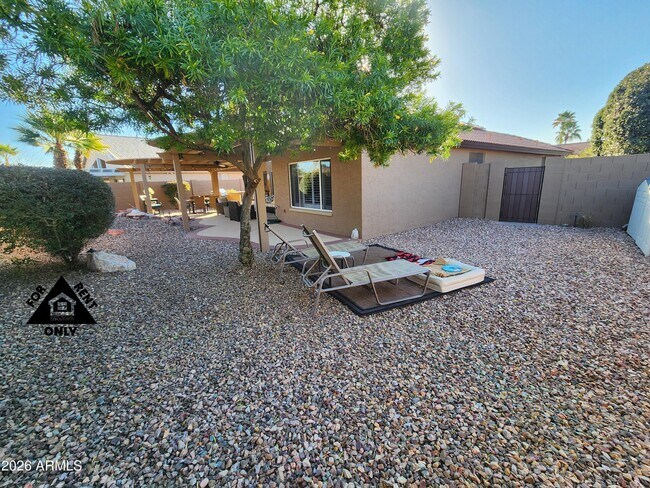 Building Photo - 15548 W Catalina Dr