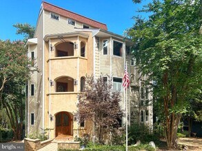 Building Photo - 12330 Potomac View Rd