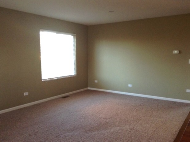 Building Photo - 25139 Presidential Ave