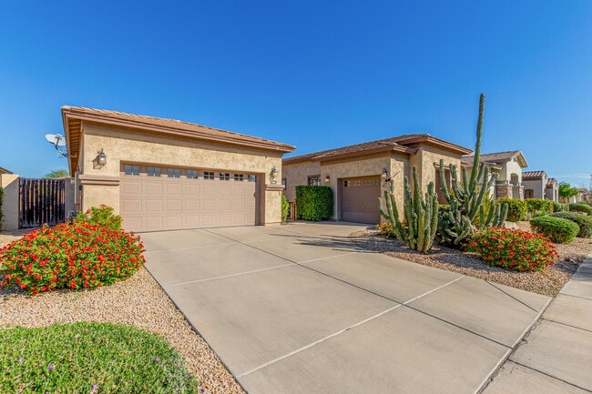 Building Photo - 3084 E Capricorn Way