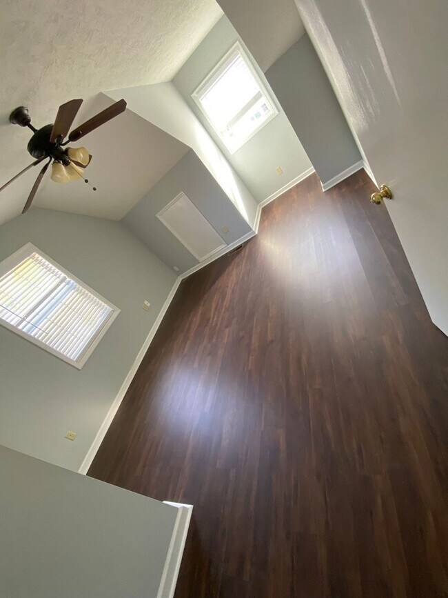 Building Photo - Shelton Park