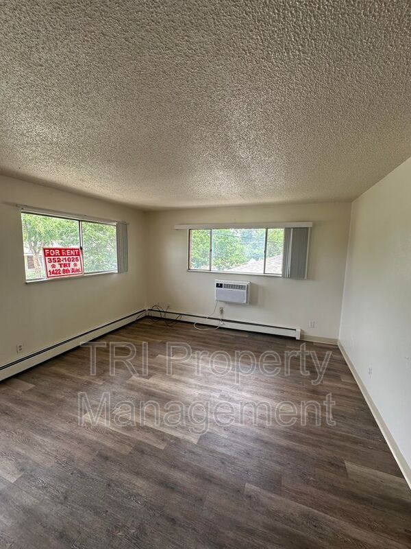 Building Photo - 822 31st Ave