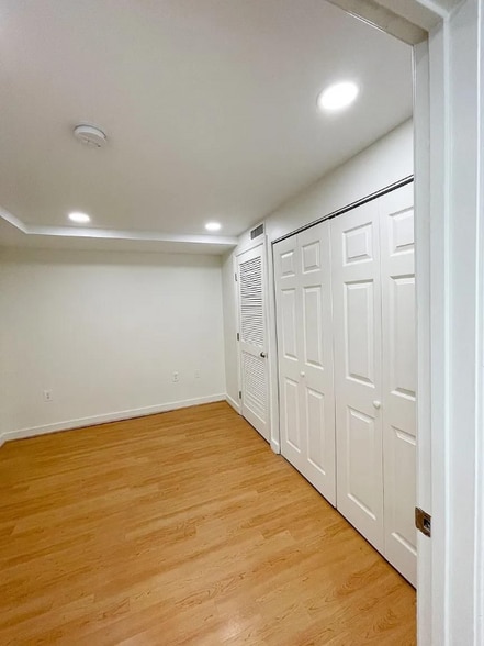 Building Photo - 1218 Euclid St NW