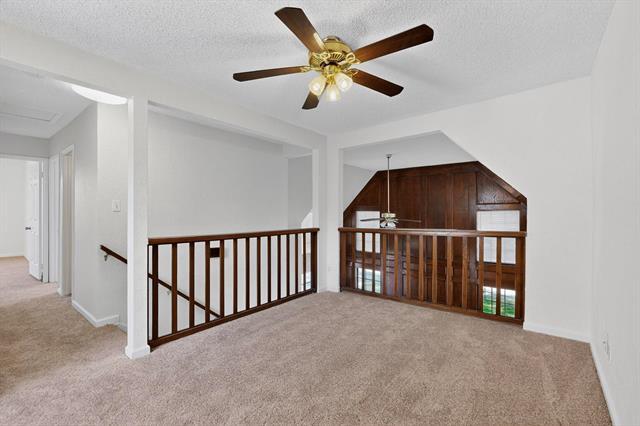 Building Photo - 100 Shinoak Valley