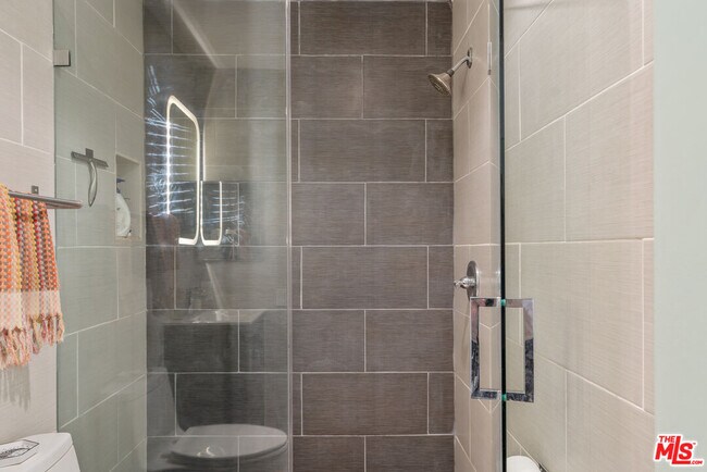 Building Photo - 1979 Grace Ave