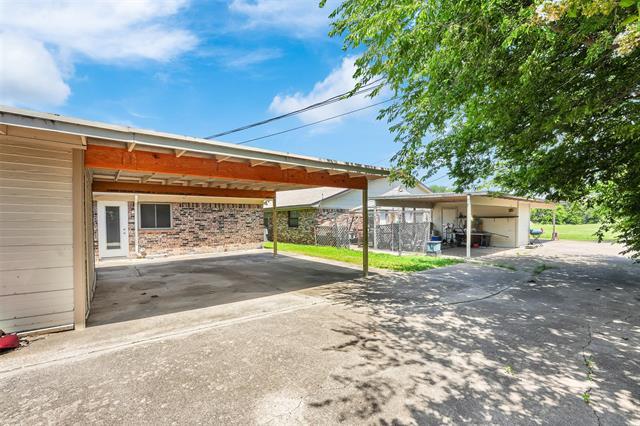 Building Photo - 405 S Las Vegas Trail