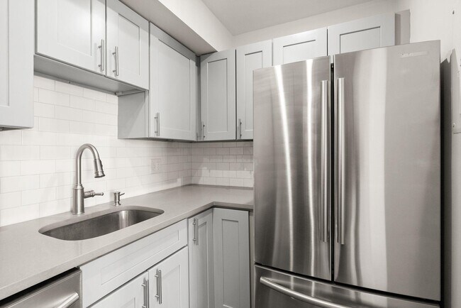 Building Photo - 1733 20th St NW