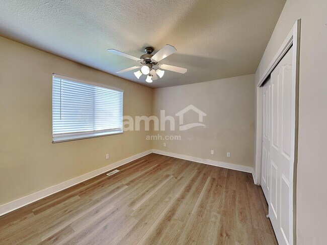 Building Photo - 617 S 375 W