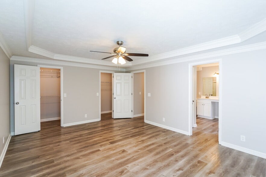 Building Photo - 3408 Cobble St