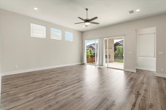 Building Photo - 6101 Antelope Well Ln