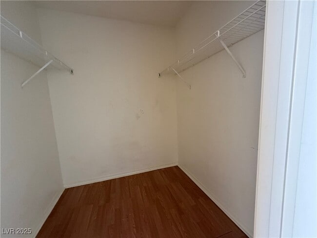 Building Photo - 4730 E Craig Rd