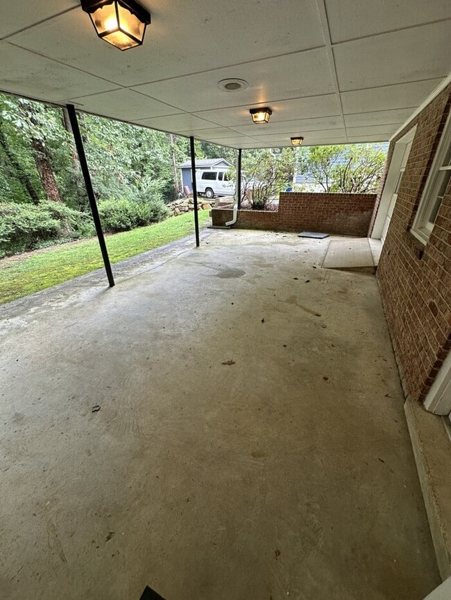 Building Photo - 5317 Coronado Dr