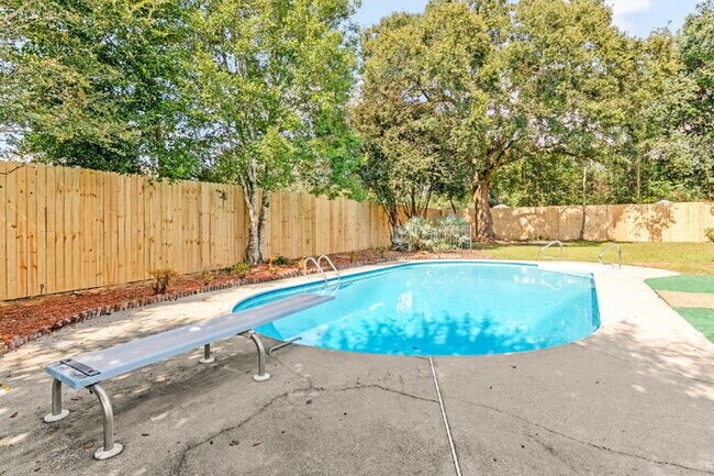 Building Photo - AVAILABLE NOW – $3,000/MONTH – ALL UTILITIES + LAWN SERVICE + POOL SERVICE INCLUDED!