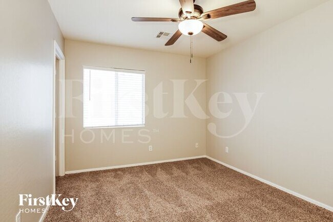 Building Photo - 11597 W Vogel Ave