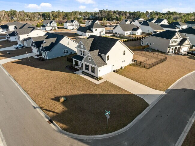 Building Photo - 301 Gander Ct