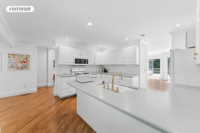 Building Photo - 129 Oneck Ln