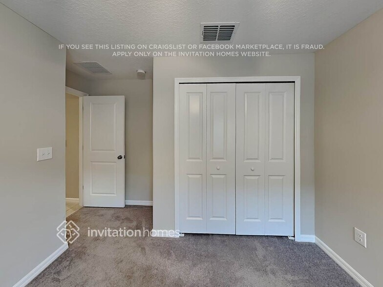 Building Photo - 1549 Blue Rose Dr