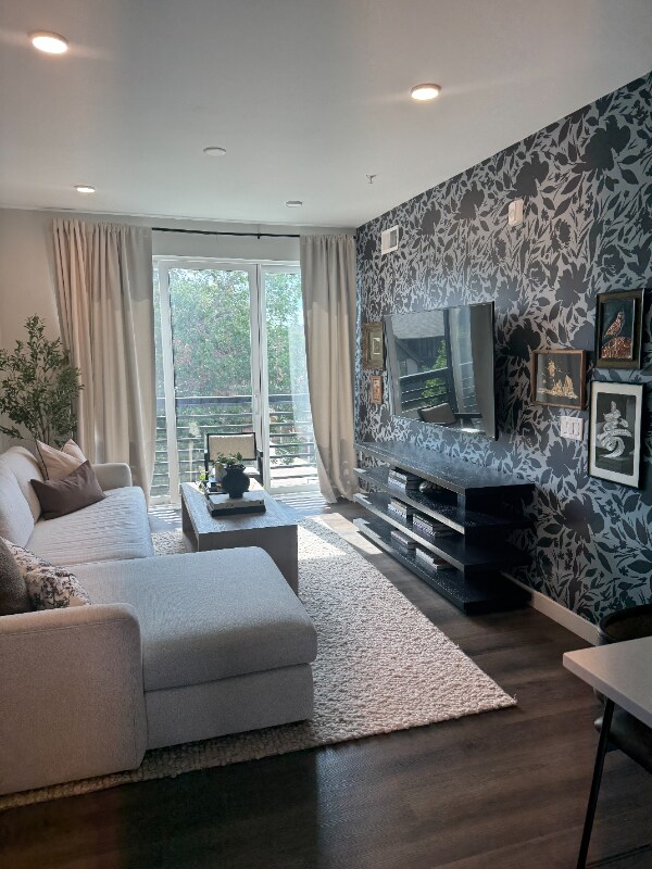 Building Photo - 2120 N Downing St