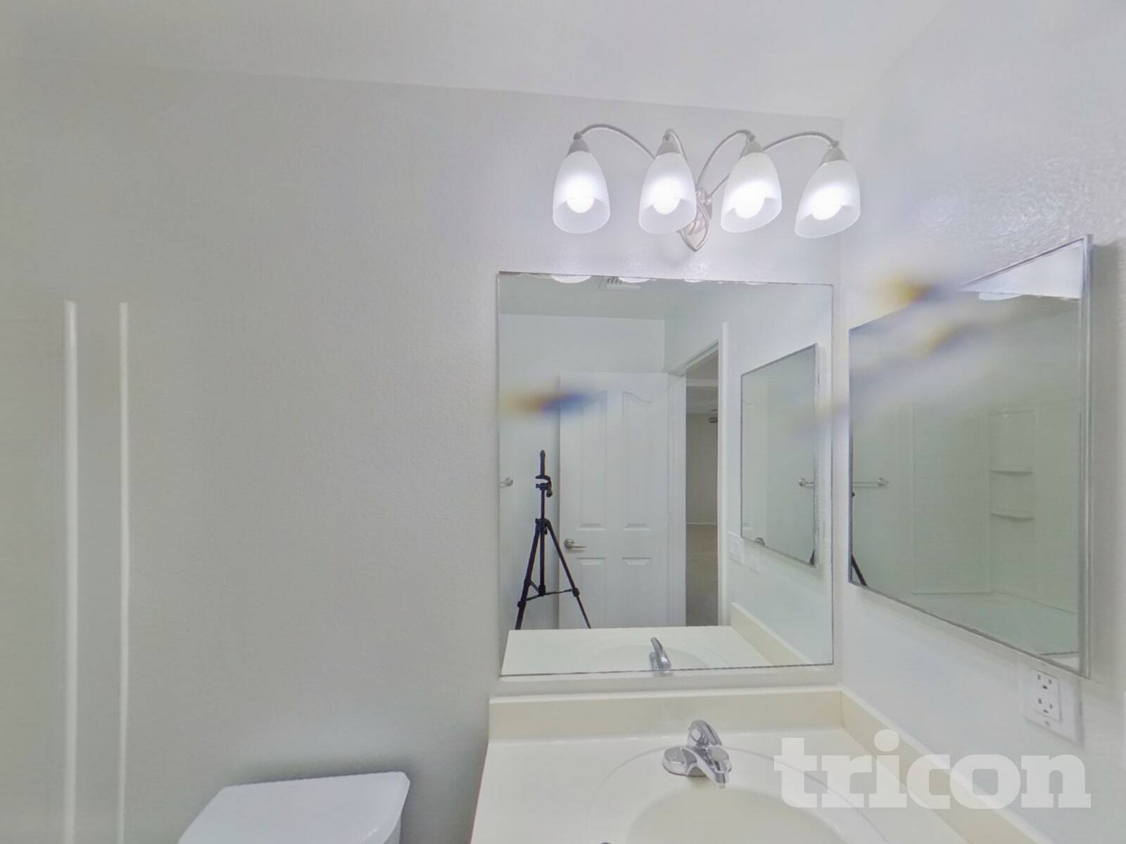 Building Photo - 40268 W Helen Ct