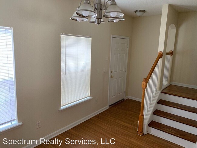 Building Photo - 2 br, 2.5 bath House - 6330 Kimberly Lane