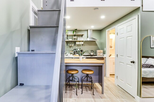 Building Photo - 5123 Boulder Dr