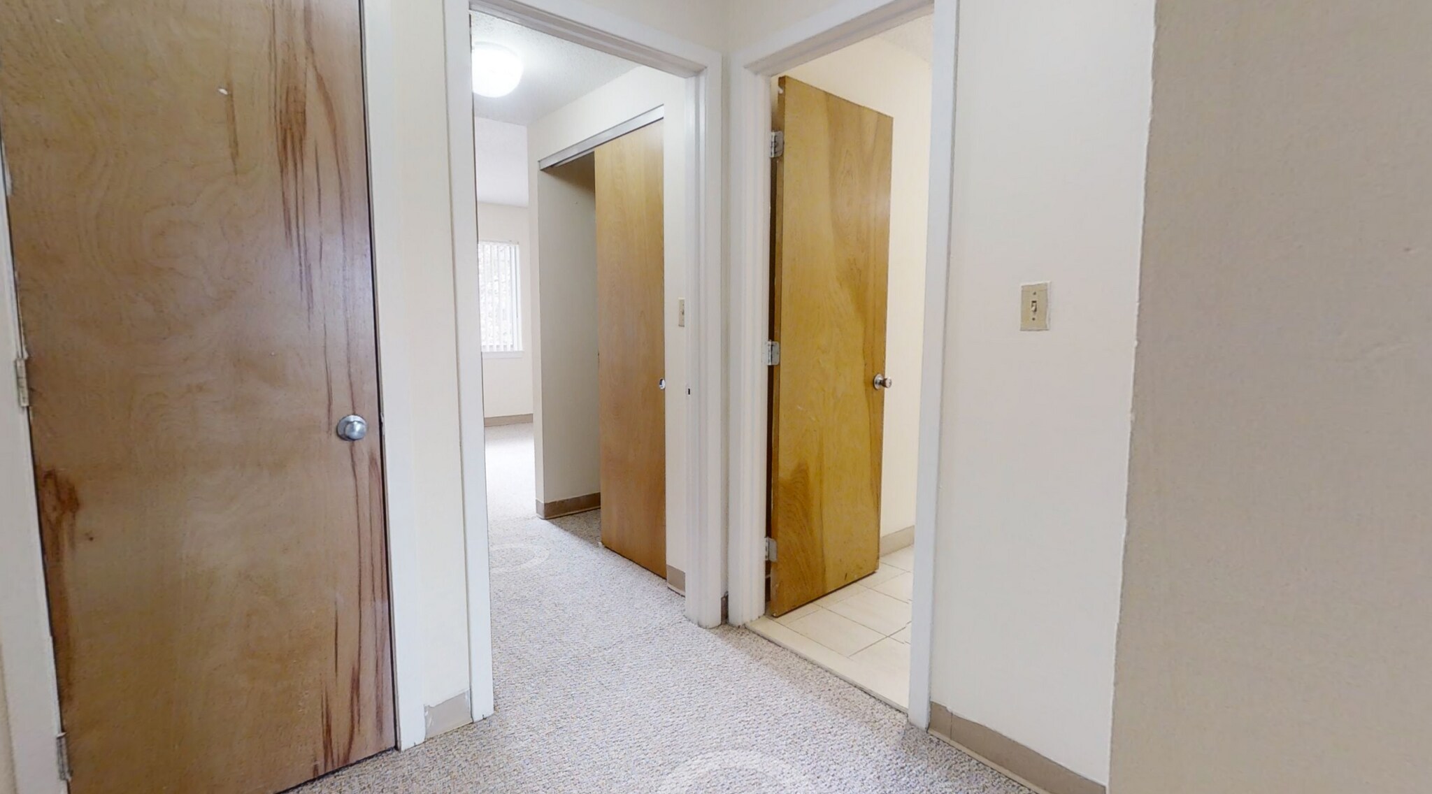 Building Photo - 144 North Beacon St