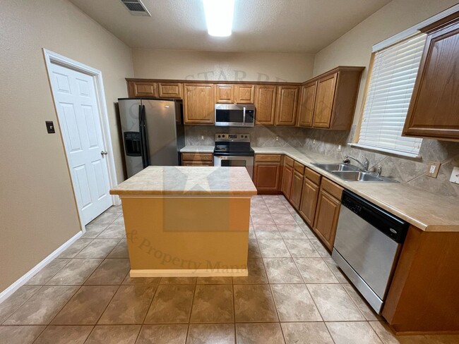 Building Photo - 507 Taurus Dr
