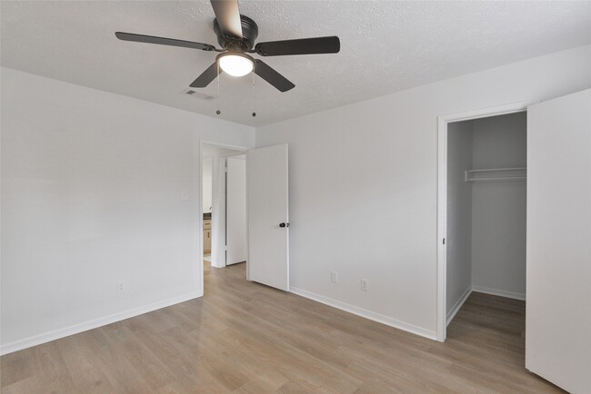 Building Photo - 3206 Cascade Creek Dr