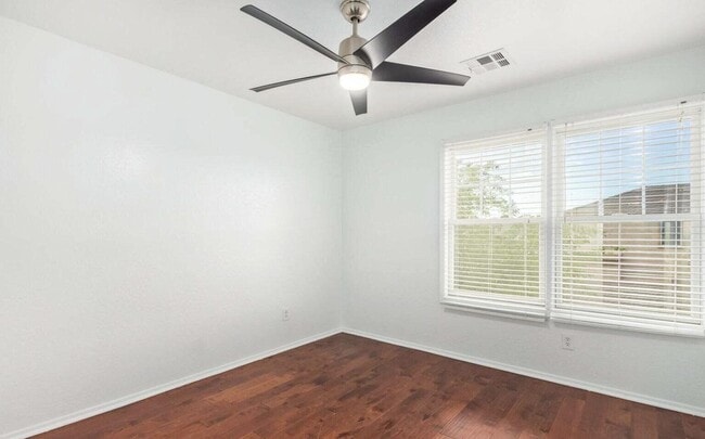 Building Photo - 17127 W Statler St