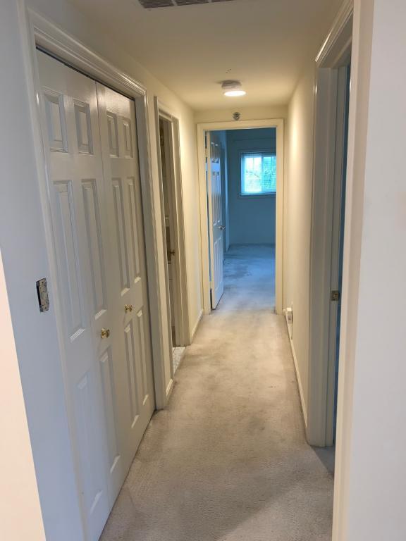 Building Photo - 6 Bandon Court, Unit 202