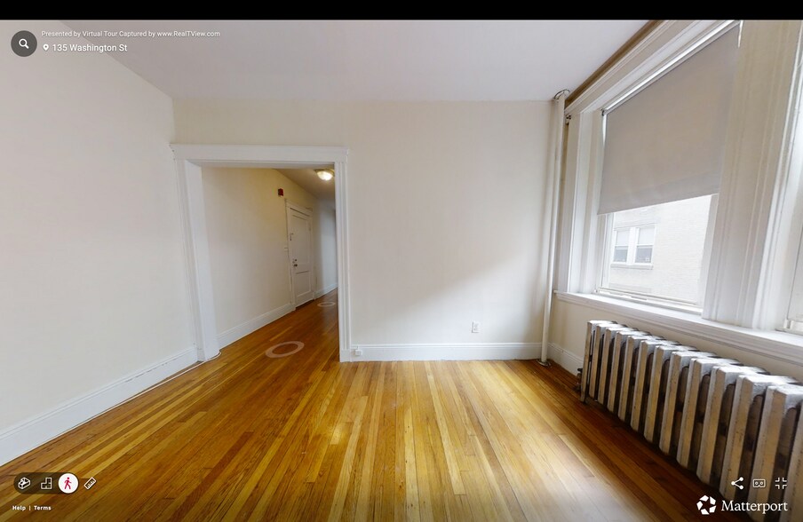 Building Photo - 137 Washington St