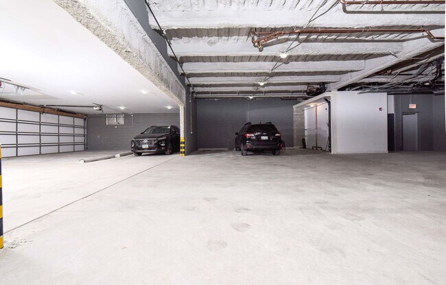 Building Photo - 2827 N Clybourn Ave