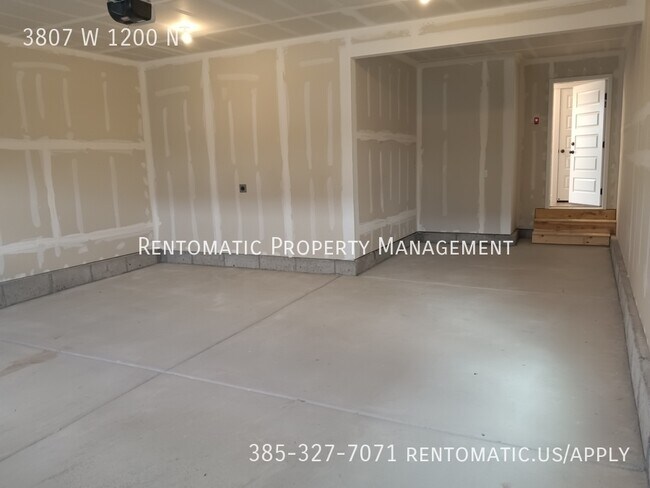 Building Photo - 3807 W 1200 N