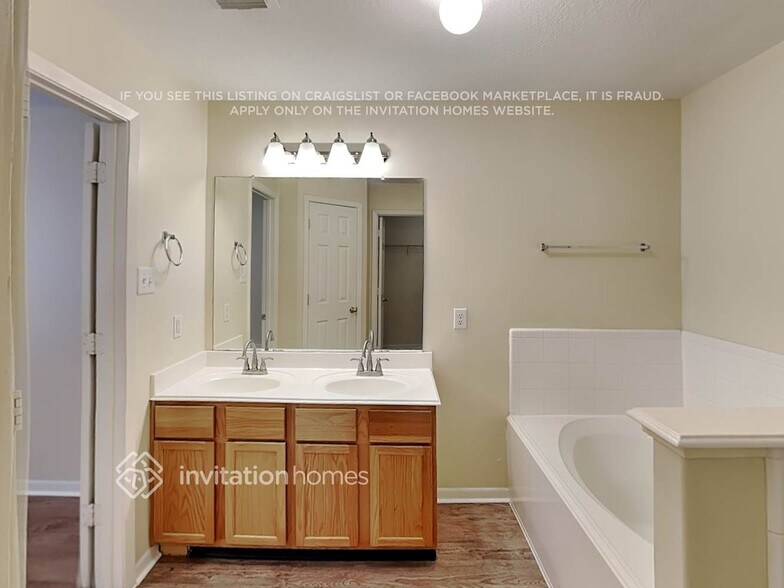 Building Photo - 19470 Tahoka Springs Dr