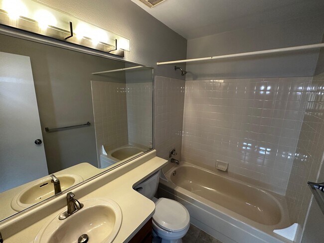 Building Photo - 1767 S Pitkin Cir