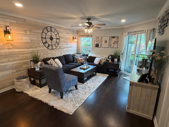 Building Photo - 3313 Wyndham Cir