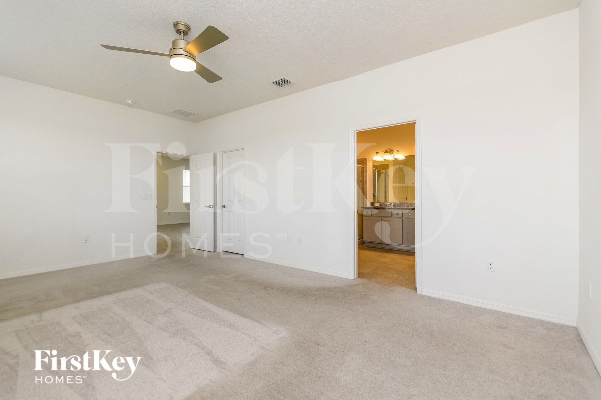 Building Photo - 1630 Isleta Lp