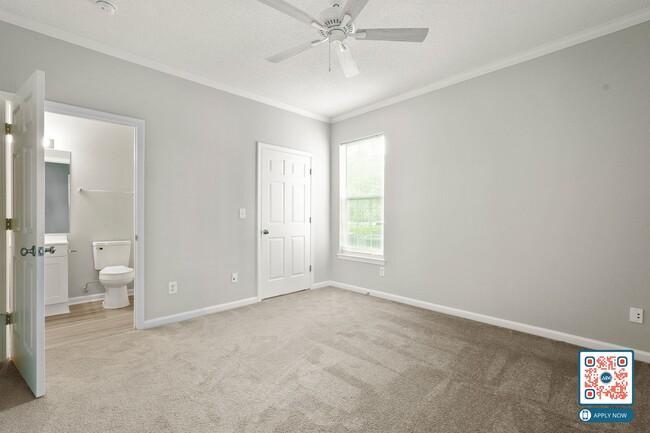 Building Photo - MOVE IN THIS YEAR - FREE MONTH'S RENT IN 1st 90 DAYS!