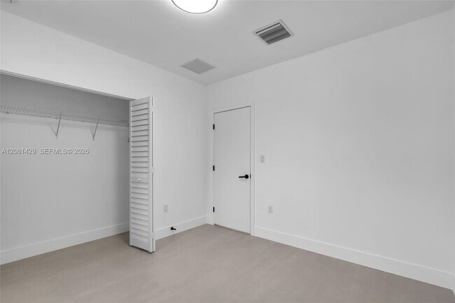Building Photo - 6500 NW 21st Ave