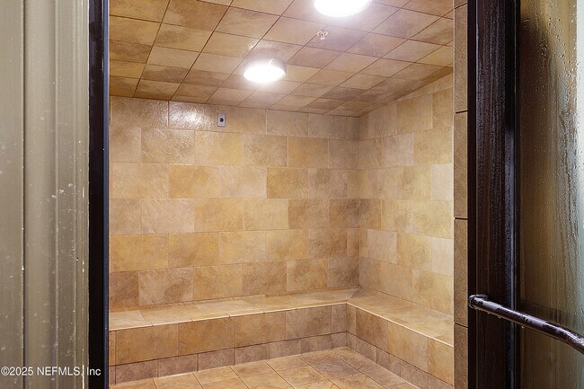 Building Photo - 443 Orchard Pass Ave